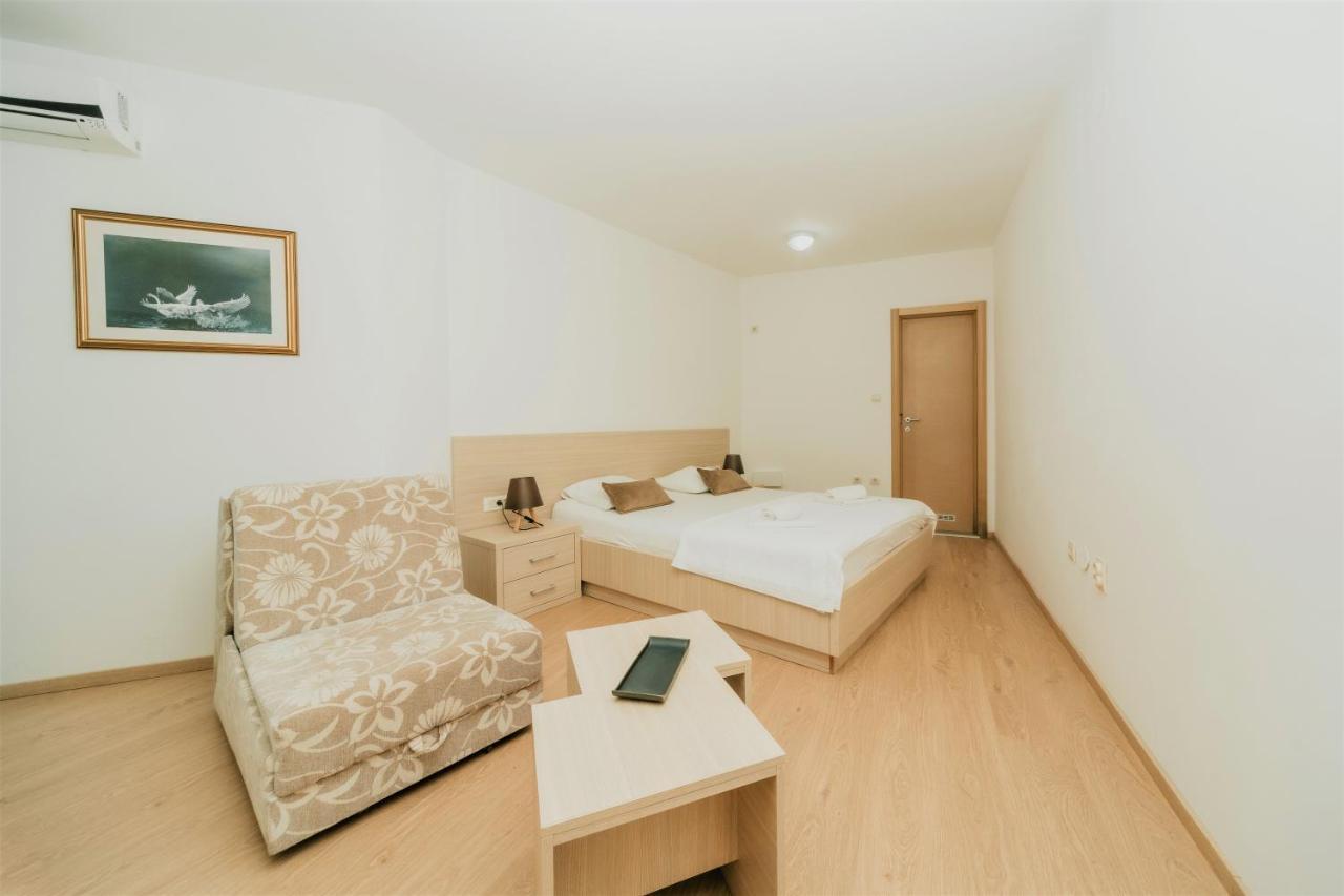 Guesthouse Radjen 斯韦蒂·斯特凡 外观 照片