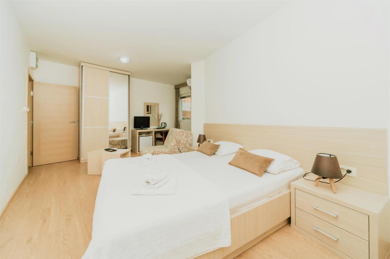 Guesthouse Radjen 斯韦蒂·斯特凡 外观 照片